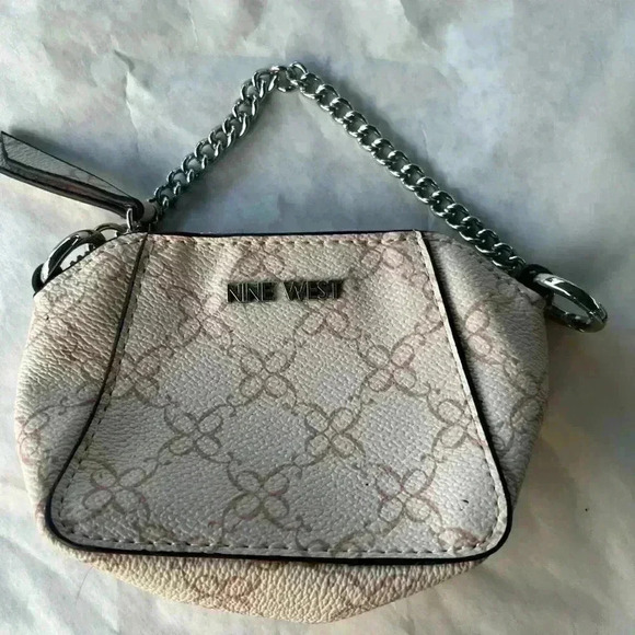 Nine West Mini Bag with chain - Picture 1 of 4